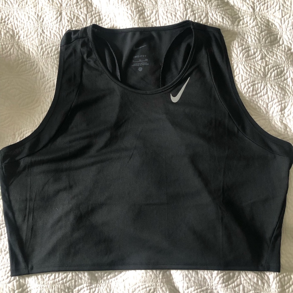 Nike dri fit cropped workout top, size xl